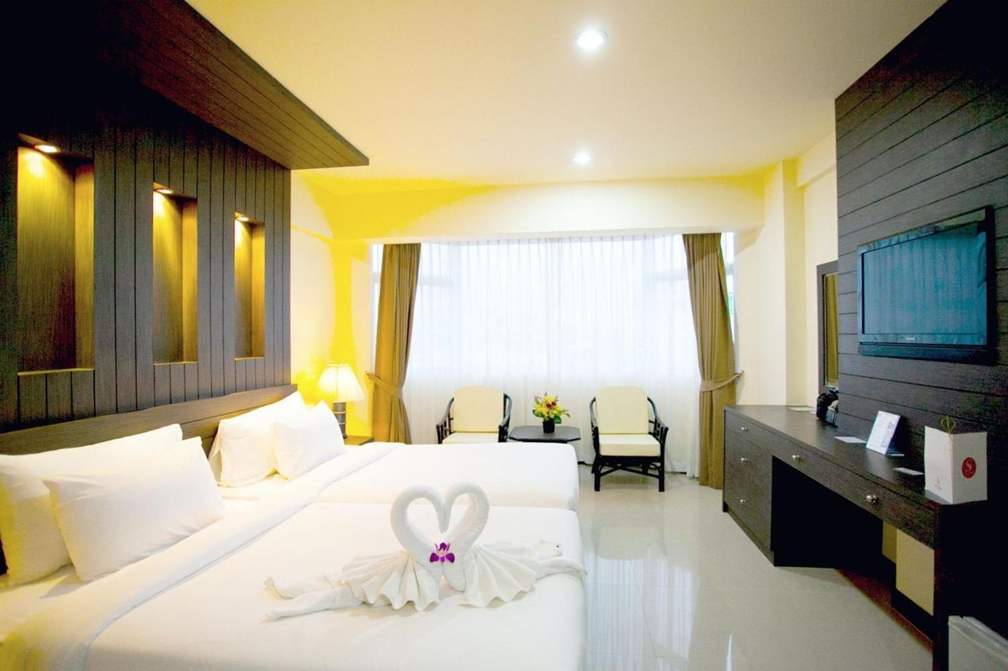 Suncity Hotel Pattaya Exterior foto
